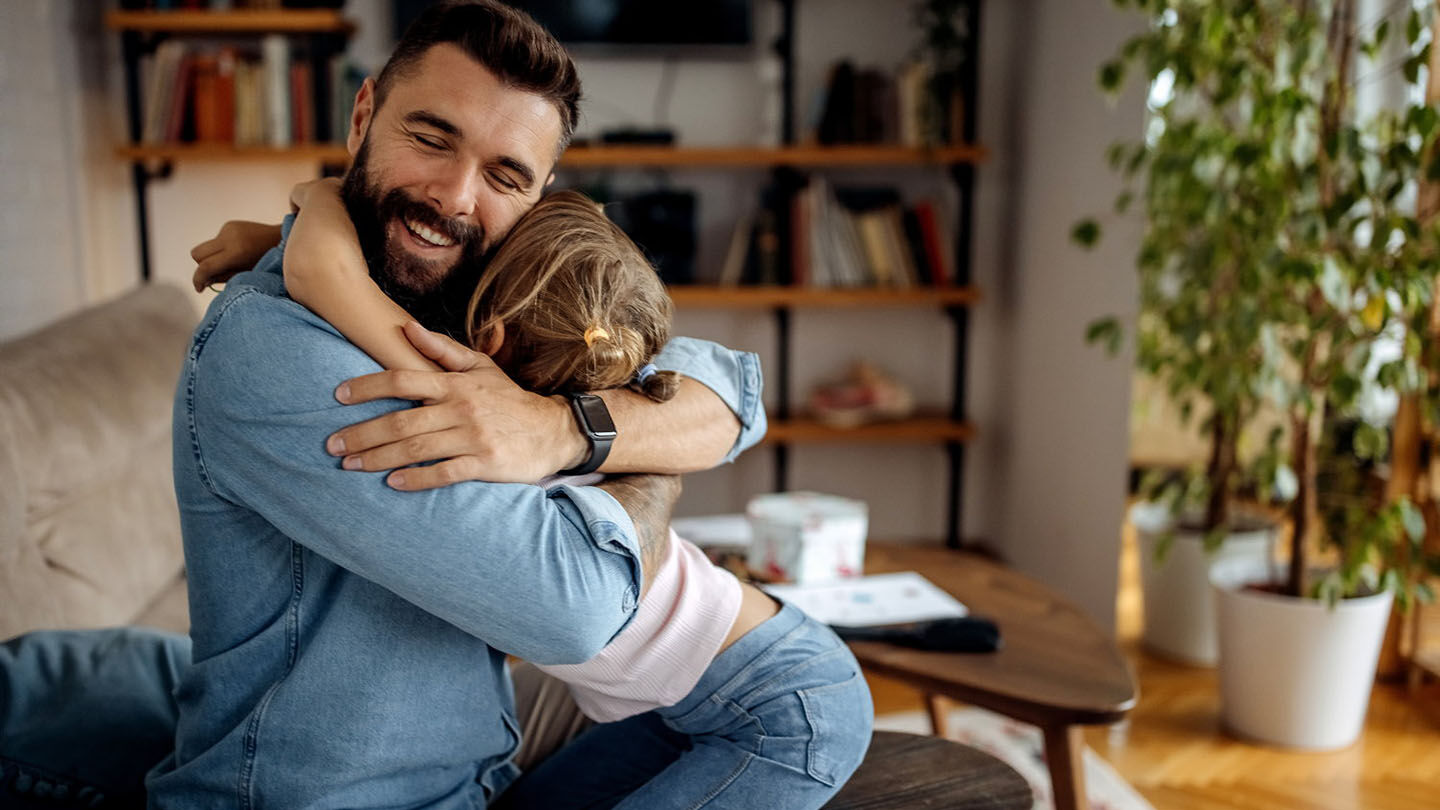 CÓMO AYUDAR A LOS NIÑOS A RECONOCER Y EXPRESAR SUS EMOCIONES