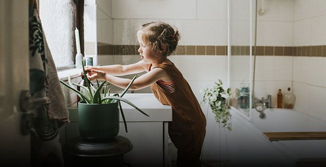 UN HOGAR ACOGEDOR Y A MEDIDA DE LOS NIÑOS: CÓMO ORGANIZAR EL BAÑO